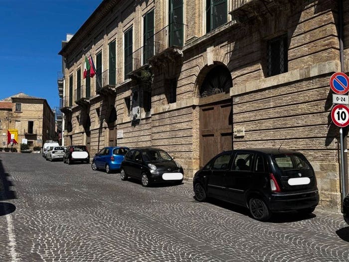 Casa con 6 locali in vendita in Via dei Frentani, Centro, Lanciano