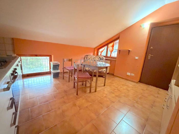 Casa bilocale in vendita in Via Calcini, Valenzani, Castagnole Monferrato