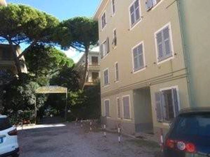 Appartamento quadrilocale in vendita in Via Aurelia, Centro, Lavagna