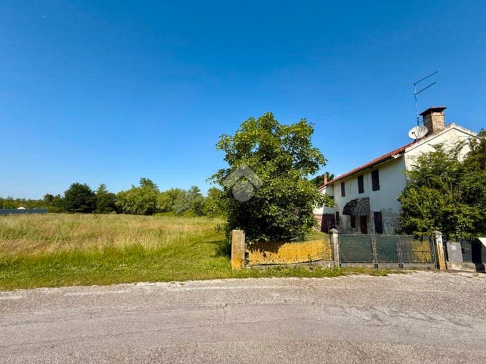Casa bilocale in vendita in Via Belvedere, Centro, Azzano Decimo