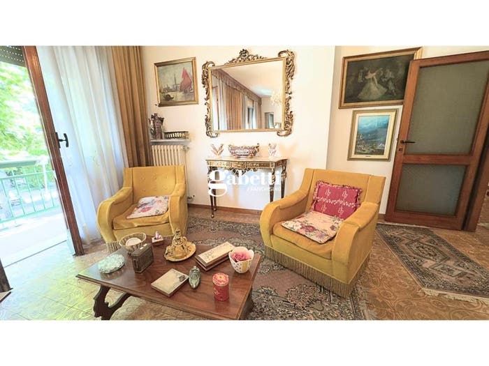 Appartamento con 6 locali in vendita in Via Covignano Villaggio Azzurro, Rimini