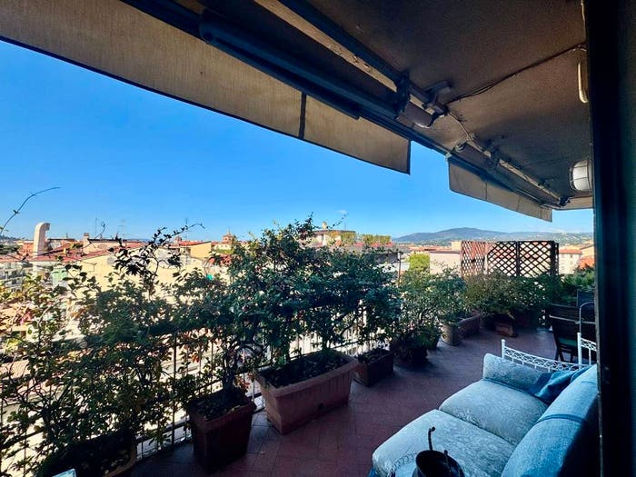 Casa con 6 locali in vendita in Via Francesco De Sanctis, Alberti Bellariva, Firenze