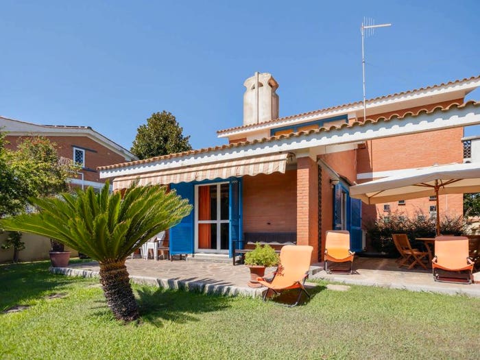 Casa quadrilocale in vendita in Via Garigliano, Tor San Lorenzo Nuova California, Ardea
