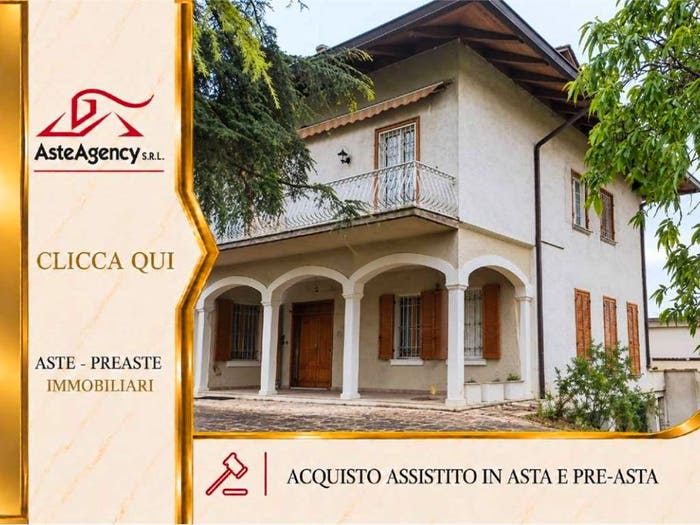Appartamento con 6 locali in vendita in Via dante, Corticelle Pieve, Dello