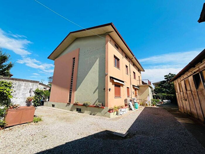 Appartamento con 5 locali in vendita in Via Maggio, Feletto Umberto, Tavagnacco