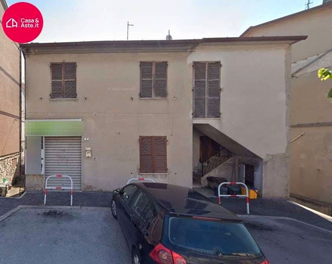 Appartamento con 5 locali in vendita in Via Fermana Sud, Centro, Montegranaro