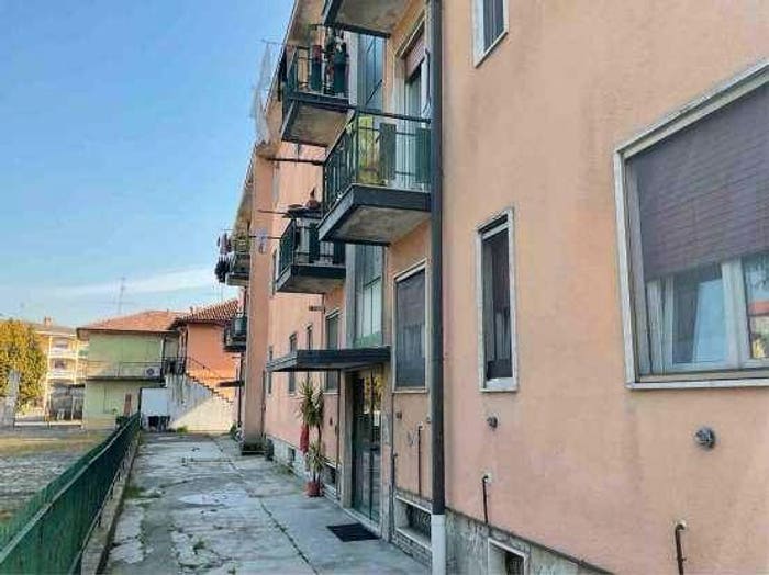 Appartamento bilocale in vendita in Via Cerca, Centro, Settala
