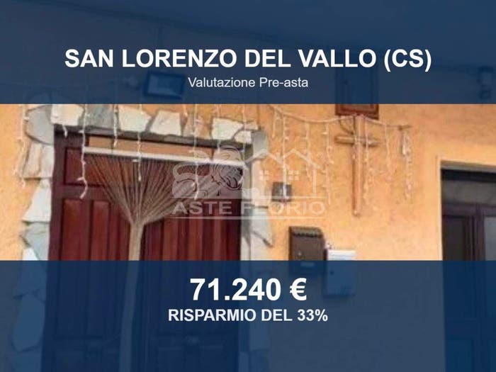 Casa trilocale in vendita in Via Eugenio Curiel, Centro, San Lorenzo del Vallo