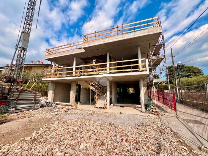 Appartamento bilocale in vendita in Via Galvani, Centro, Bardolino