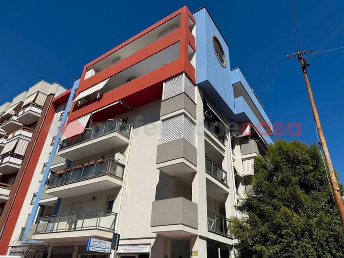 Appartamento trilocale in vendita in VIA RINTONE, Tre Carrare, Taranto