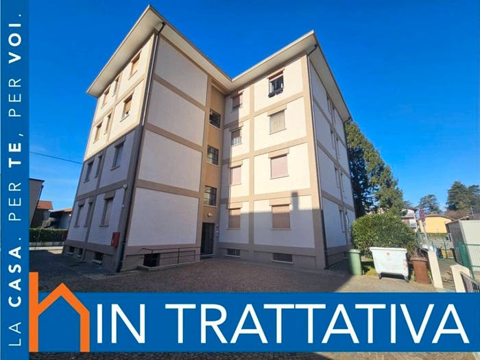 Appartamento trilocale in vendita in Via Acquedotto, Centro, Malnate