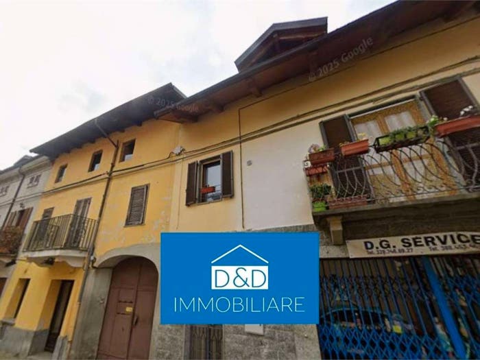 Appartamento quadrilocale in vendita in Via Guglielmo Marconi, Centro, Ciriè