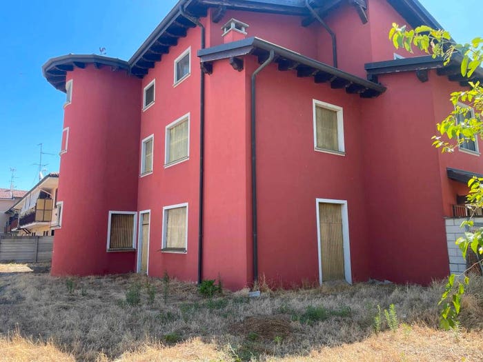Casa quadrilocale in vendita in Zona Industriale LP Leonardo Da Vinci, Mortara