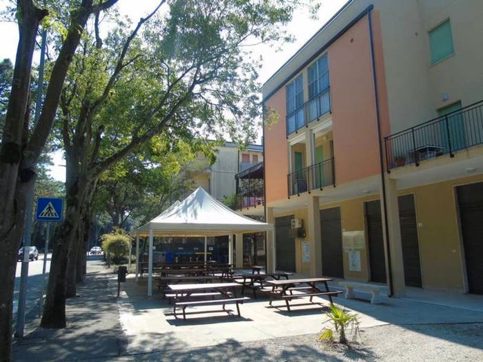 Appartamento trilocale in vendita in Viale dei Cedri, Lido di Volano, Comacchio