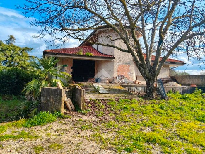 Casa monolocale in vendita in Via arcioni, Centro, Lariano