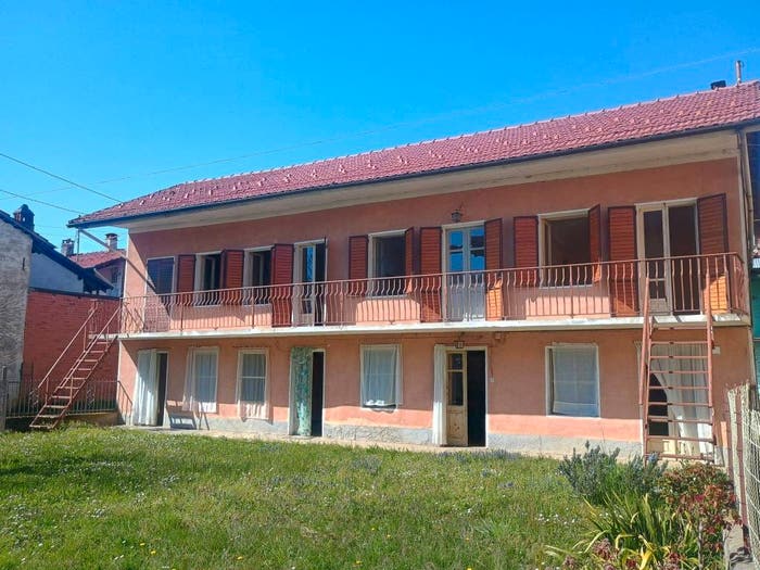 Casa con 5 locali in vendita in Via Riane, Benne, Corio
