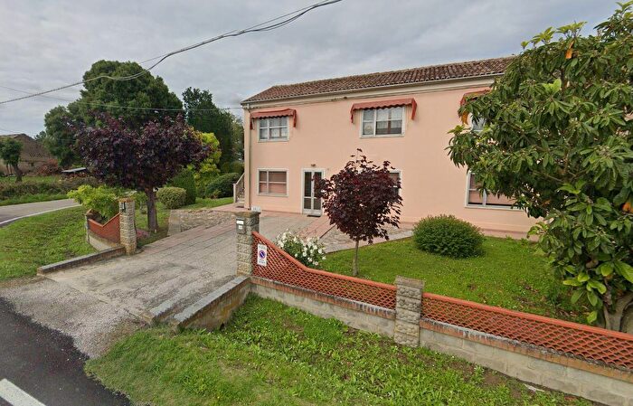 Casa con 10 locali in vendita in Copparo