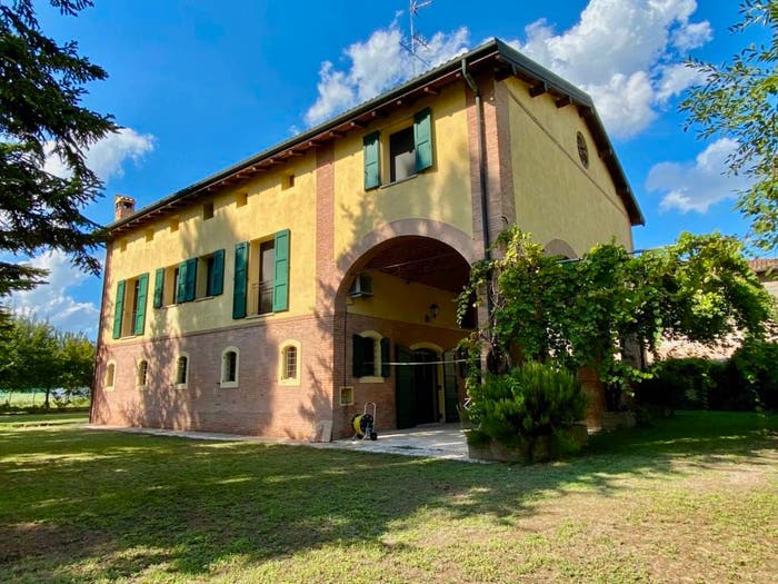 Casa con 6 locali in vendita in Stradello Pozzo Pontuto, Madonnina Tre Olmi, Modena