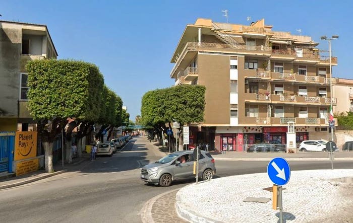 Appartamento trilocale in vendita in Viale Marechiaro, Mondragone