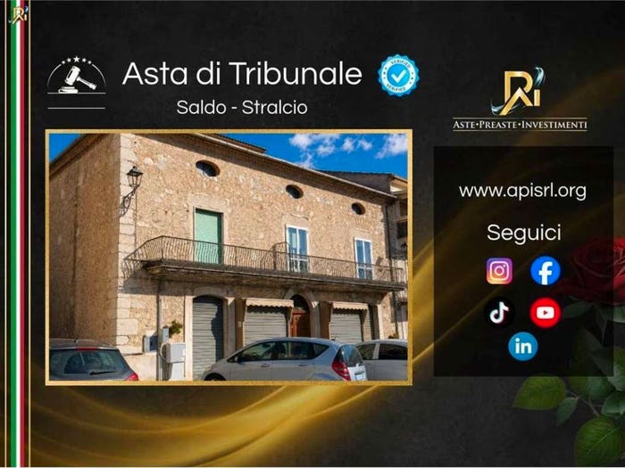 Casa con 6 locali in vendita in Largo Vittorio Emanuele, Centro, Atena Lucana