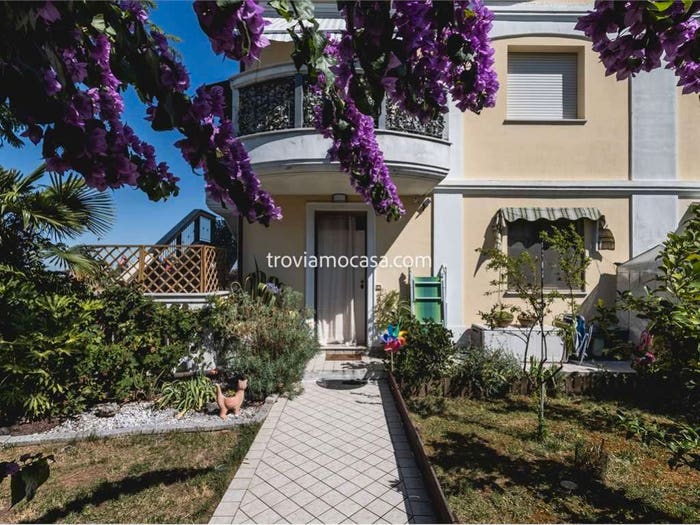 Appartamento quadrilocale in vendita in VIA PIACENZA, Sant'andrea In Casale, San Clemente