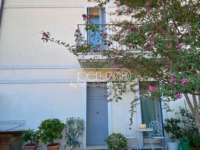 Casa con 6 locali in vendita in Centro, Romano d'Ezzelino