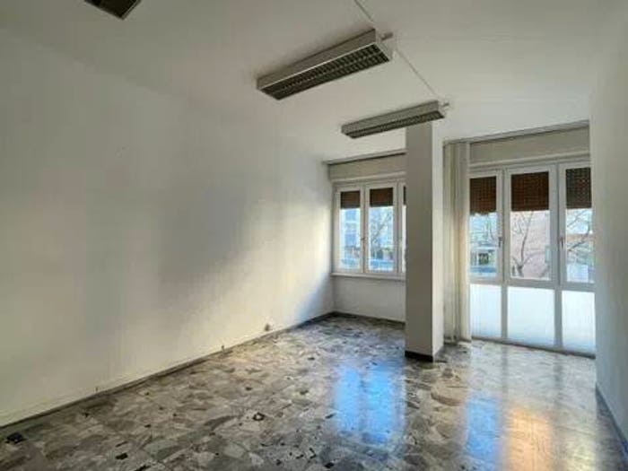 Appartamento quadrilocale in vendita in Viale Vittoria Colonna, Porta Nuova, Pescara