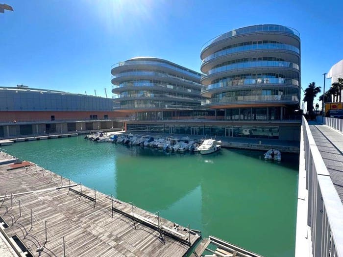 Appartamento bilocale in vendita in Piazzale John Fitzgerald Kennedy, Carignano, Genova