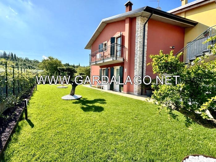 Casa con 6 locali in vendita in Via Ex Internati, Ceredello, Caprino Veronese
