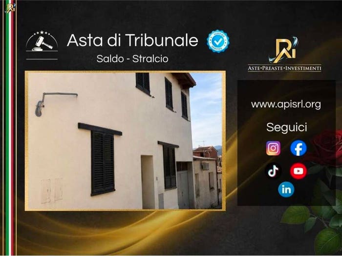 Appartamento con 6 locali in vendita in Via Dante Alighieri, Siliqua