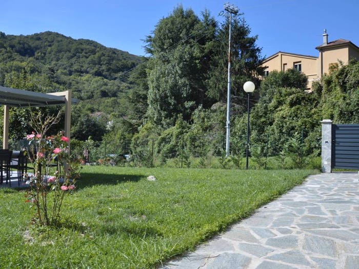 Casa quadrilocale in vendita in Masone