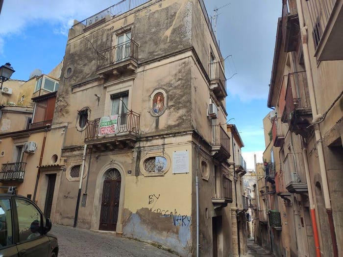 Casa con 5 locali in vendita in Via Grazia, Centro, Caltagirone