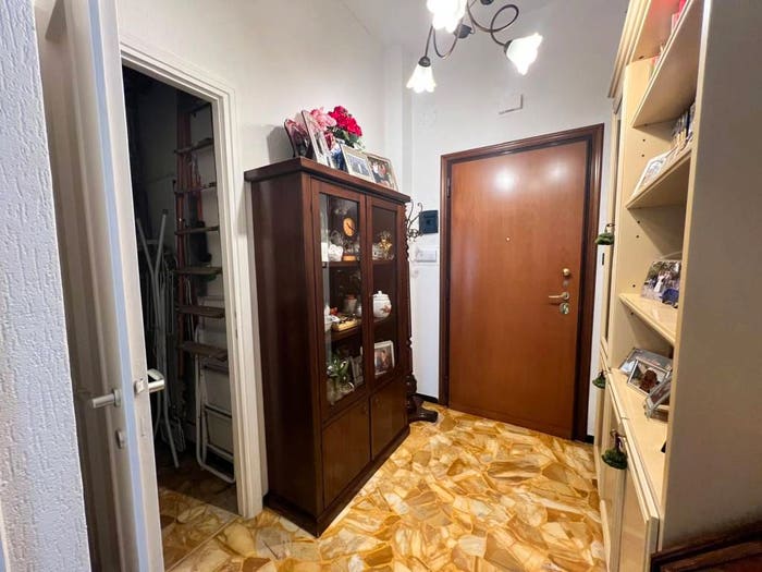 Appartamento bilocale in vendita in Via Enrico Hillyer Giglioli, Marassi, Genova