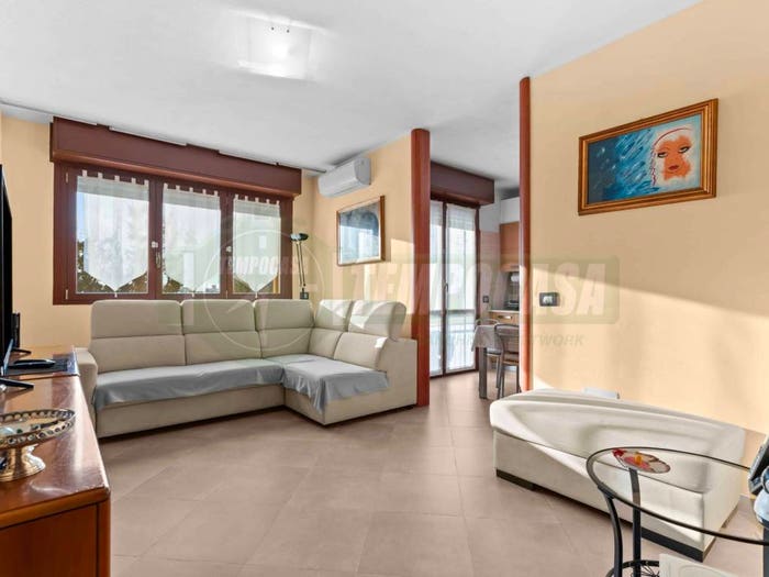 Appartamento quadrilocale in vendita in Via San Dionigi, Corvetto, Milano
