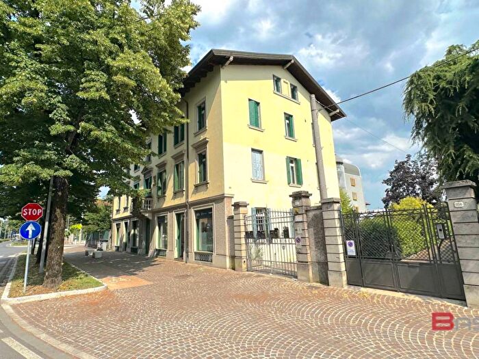 Appartamento quadrilocale in vendita in Viale Venezia, Viale Venezia Cormor, Udine
