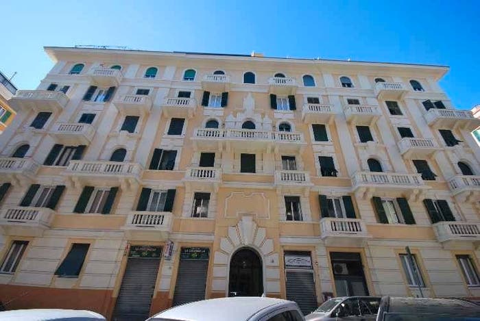 Appartamento con 6 locali in vendita in Via Trento, Albaro, Genova