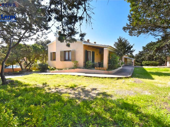 Casa con 6 locali in vendita in Via del Navigatore, Rena Majore, Aglientu