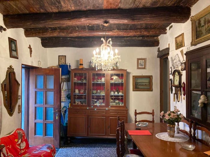 Appartamento con 6 locali in vendita in Via Niccolò Paganini, Centro, Carro