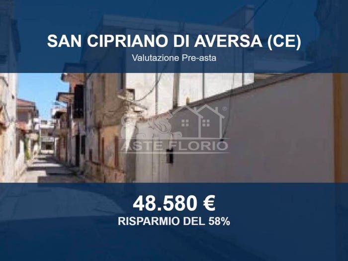 Appartamento con 5 locali in vendita in Via G Garibaldi, San Cipriano d'Aversa