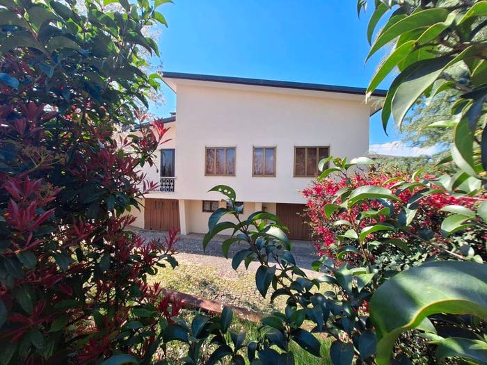 Casa con 6 locali in vendita in Via Asiago, Zanè