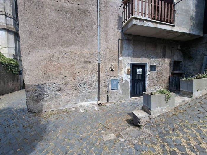 Appartamento bilocale in vendita in Via Solferino, Nemi