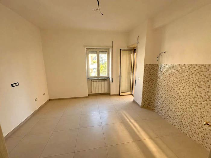 Appartamento con 5 locali in affitto in Via Appia Lato Napoli, Centro, Formia