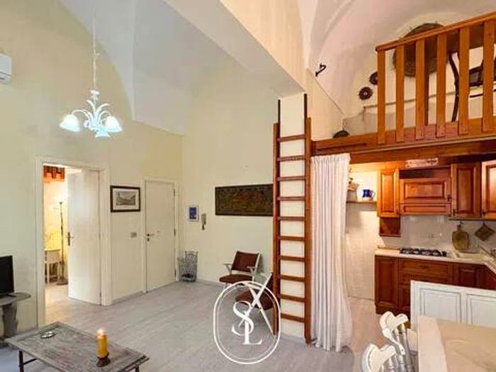 Appartamento trilocale in vendita in Via Francesco Rubichi, Centro Storico, Lecce