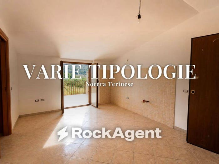 Casa trilocale in vendita in Via Cavour, Nocera Scalo, Nocera Terinese