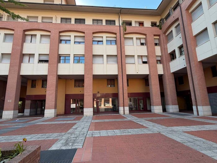 Appartamento quadrilocale in vendita in Via Decumana, Santa Viola, Bologna