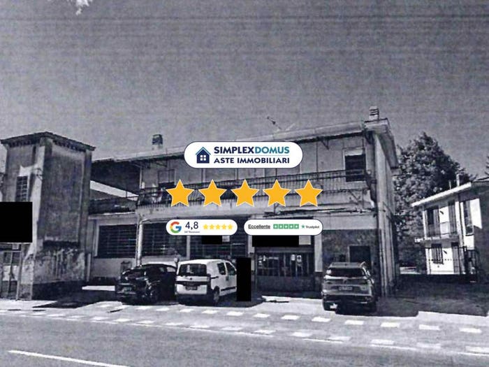 Casa con 6 locali in vendita in Via Trieste, Brezzo, Brezzo di Bedero