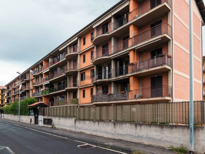 Appartamento quadrilocale in vendita in Via Emanuele Macrì, San Giovanni Tupparello, Acireale