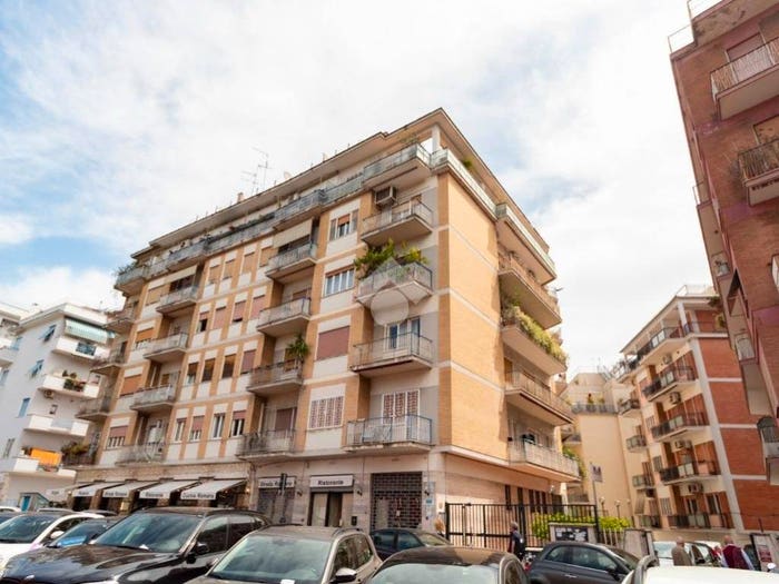 Appartamento trilocale in vendita in Via Teodorico, Bologna, Roma