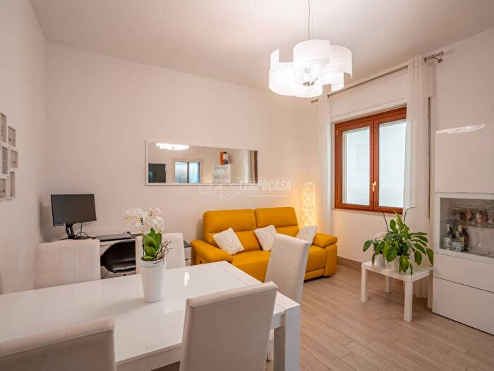 Appartamento trilocale in vendita in Via Vittorio Angius, Monte Urpinu, Cagliari