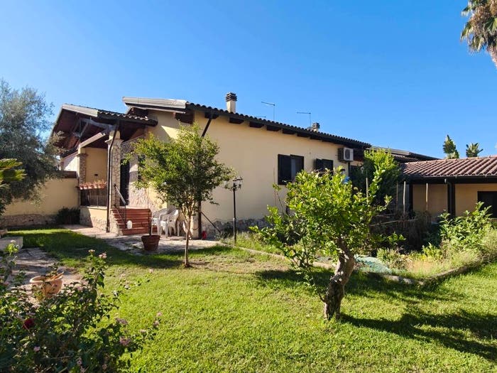 Casa quadrilocale in vendita in Via Enrico Josi, Ostia Antica, Roma